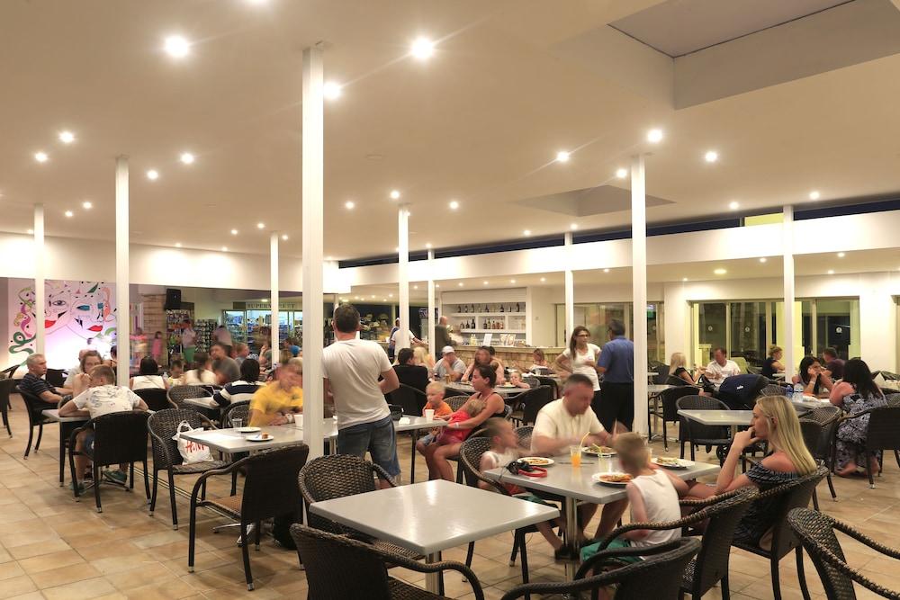 Aqua Sol Water Park 4* Korall-öböl
